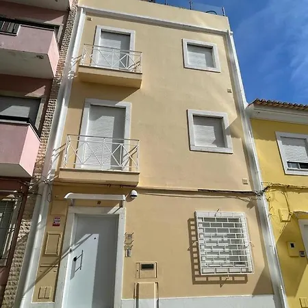 Sunny, The House - Al Hostel Faro