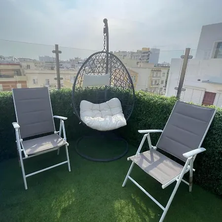 Sunny, The House - Al * Faro