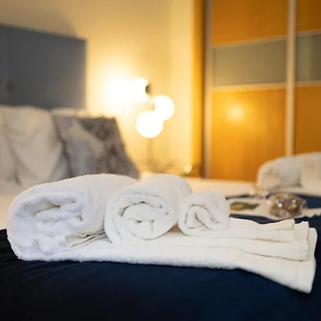 Sunny, The House - Al Hostel Faro