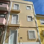 Sunny, The House - Al אכסניה פארו