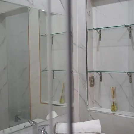 Sunny, The House - Al 호스텔 *